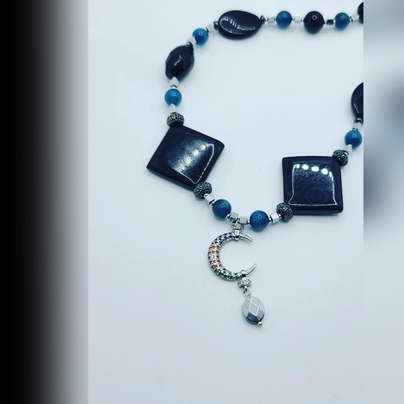 Black Agatw, Blue Cat Eye, Zirconia Moon 🌙 charm necklace - Picture 2 of 6